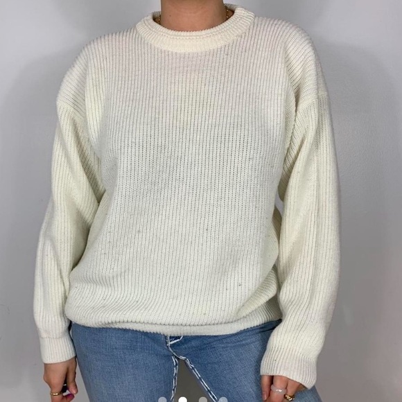 VINTAGE WHITE KNIT PUFFY AND CHUNKY SWEATER - Picture 2 of 4